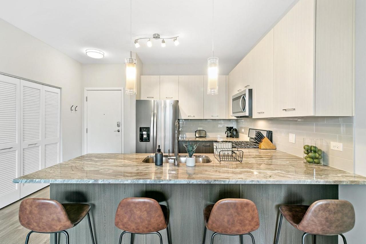 오크브룩테라스 Bright & Comfortable Oakbrook 2Br Apt Free Parking - Ob 1 아파트 외부 사진